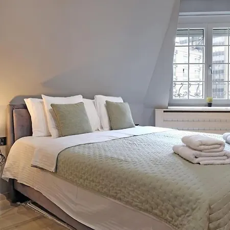 Paradise Slavija Dos *