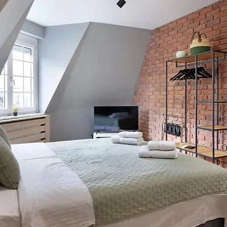 Paradise Slavija Dos