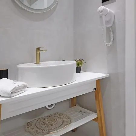 Paradise Slavija Dos Apartment *